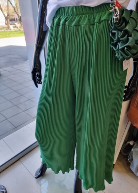 Панталон плисе зелен