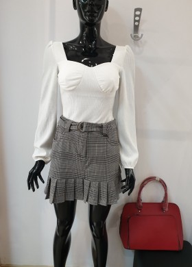 Пола каре плисе