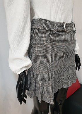 Пола каре плисе