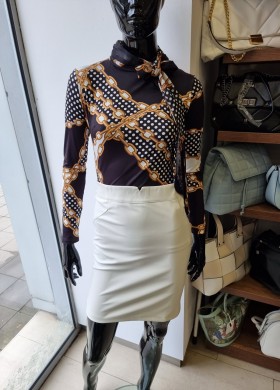 Пола кожа къса