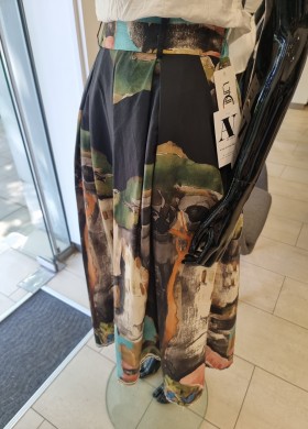 Пола рисувана