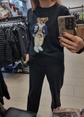 Пуловер с Мече черен