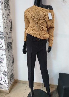 Пуловер на сърца