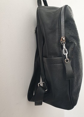 Раница черна 