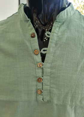 Риза мента с попска яка