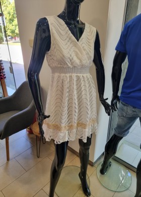 Рокля бяла Amo&Roma