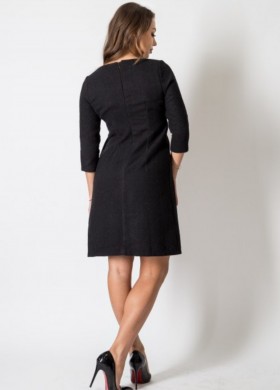 Рокля букле черна с брошка