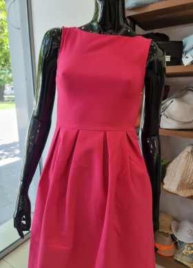 Рокля в циклама