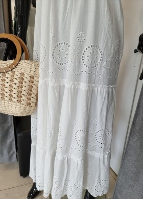 Рокля дълга бяла
