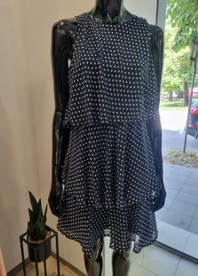 Рокля EVA волани точки