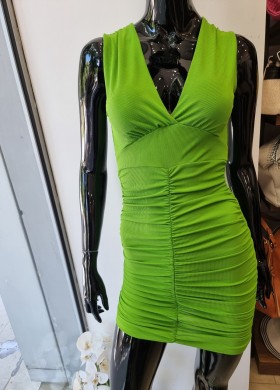 Рокля по тялото еластична