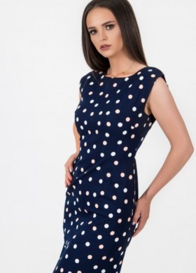 Рокля на точки