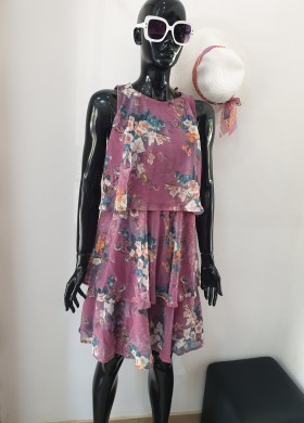 Рокля волани