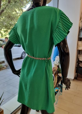 Рокля в зелено