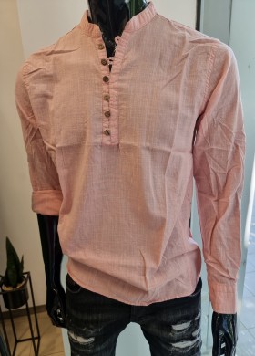 Розова риза с попска яка