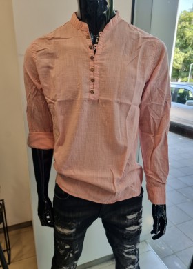 Розова риза с попска яка