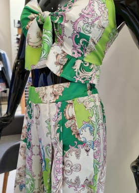 Сатенен комплект в зелено