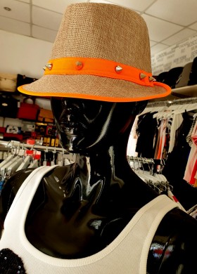 Шапка бомбе