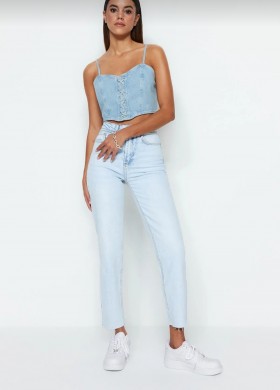 Светли дънки с висока талия