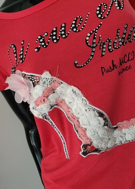 Тениска с обувка