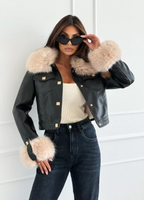 ТОП хитово яке в черно