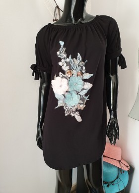 Туника с 3D цветя