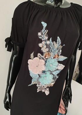 Туника с 3D цветя